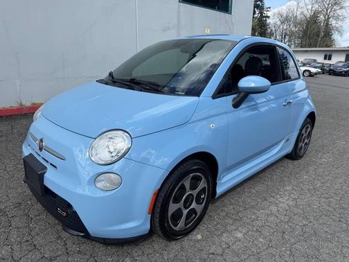 Nero Puro (Straight Black) 2015 FIAT 500e Battery Electric