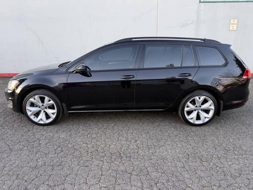 2017 Volkswagen Golf SportWagen TSI S
