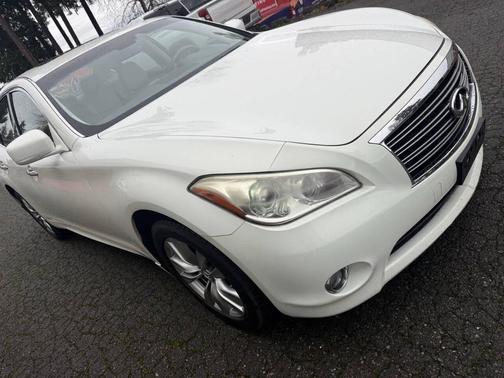 2012 INFINITI M37x Base