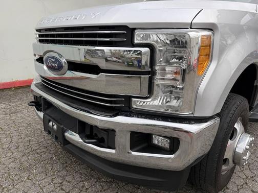 Ingot Silver Metallic 2017 Ford F-350 Lariat