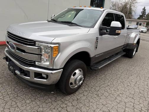 Ingot Silver Metallic 2017 Ford F-350 Lariat