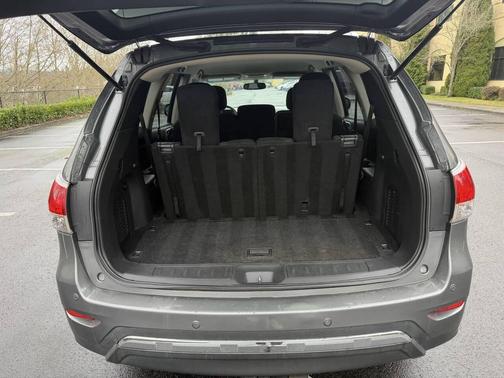 2015 Nissan Pathfinder SV