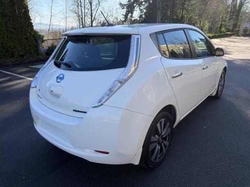 2016 Nissan Leaf SL