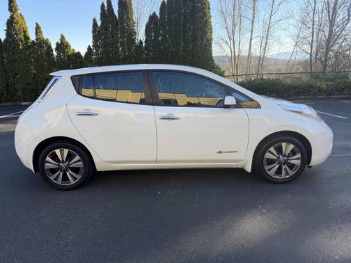 2016 Nissan Leaf SL