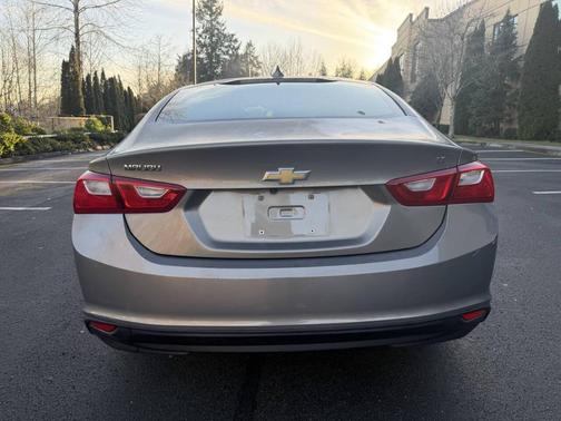 2017 Chevrolet Malibu 1LT