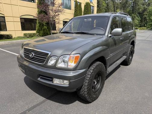 Gray 1999 Lexus LX 470 Base