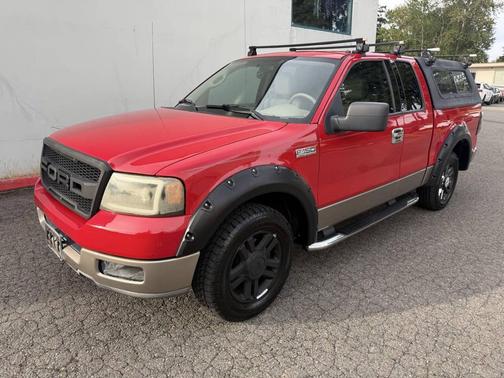 Red 2004 Ford F-150 Lariat SuperCab