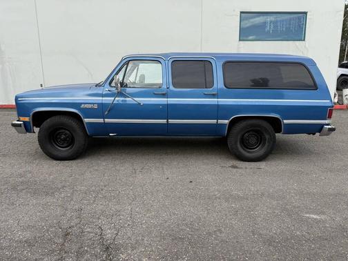 1988 GMC Suburban R2500 4dr SUV