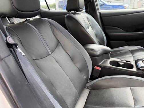 2019 Nissan Leaf SL PLUS