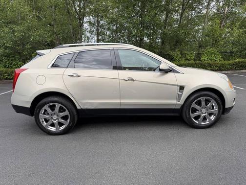 Champagne 2010 Cadillac SRX Premium Collection