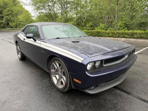 Jazz Blue Pearlcoat 2013 Dodge Challenger R/T