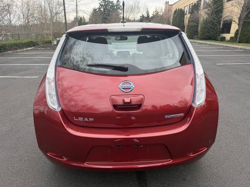 2012 Nissan Leaf SL