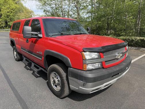 Victory Red 2003 Chevrolet Silverado 2500 LS H/D Extended Cab
