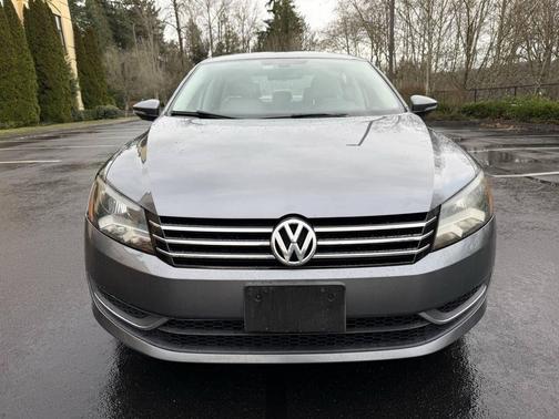 2012 Volkswagen Passat 2.5 SE