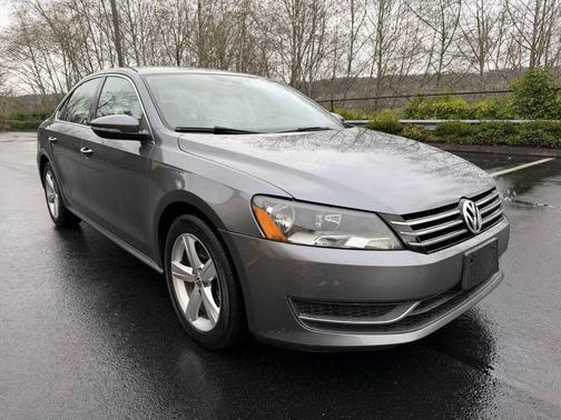 2012 Volkswagen Passat 2.5 SE