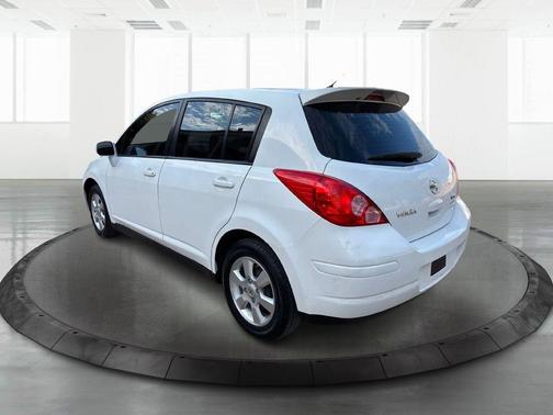 2012 Nissan Versa 1.8 S