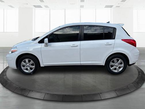 2012 Nissan Versa 1.8 S