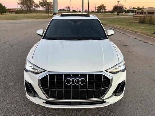 2021 Audi Q3 45 S line Premium