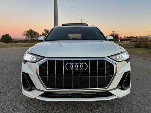 2021 Audi Q3 45 S line Premium