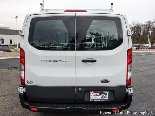 2016 Ford Transit-250 Base