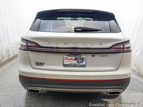 2019 Lincoln Nautilus Select