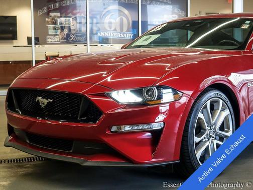 Rapid Red Metallic Tinted Clearcoat 2022 Ford Mustang GT Premium