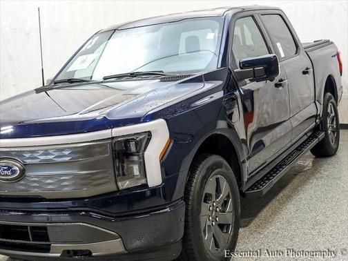 2023 Ford F-150 Lightning LARIAT