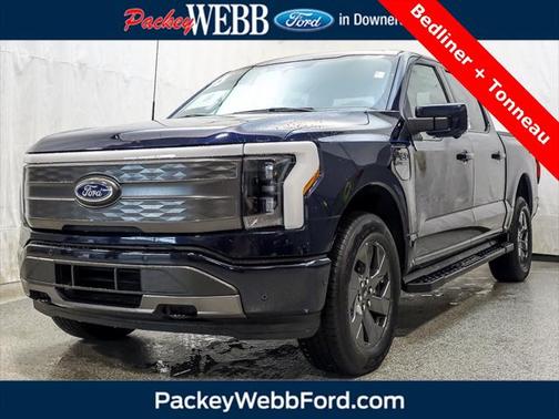 2023 Ford F-150 Lightning LARIAT
