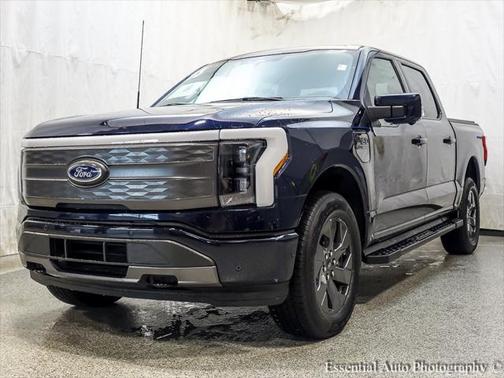 2023 Ford F-150 Lightning LARIAT