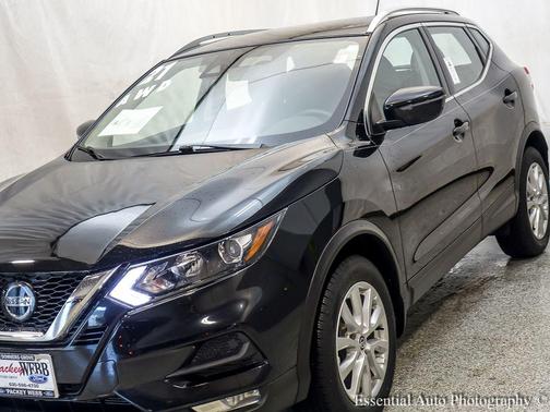 2021 Nissan Rogue Sport SV