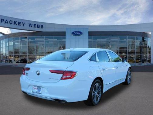 Photo 4 of 22 of 2017 Buick LaCrosse Preferred