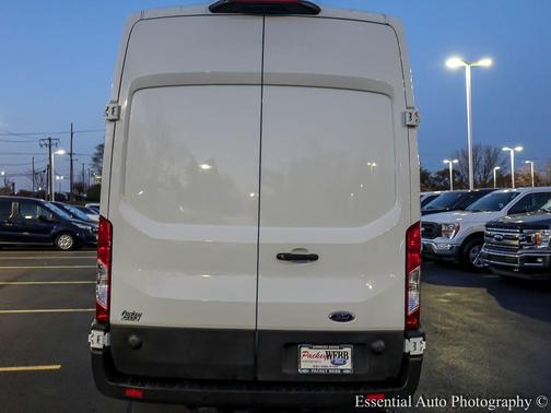 2022 Ford Transit-350 Base
