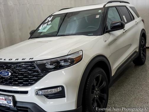 2024 Ford Explorer ST-Line