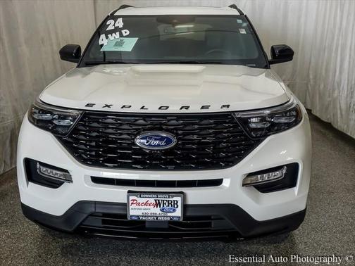 2024 Ford Explorer ST-Line