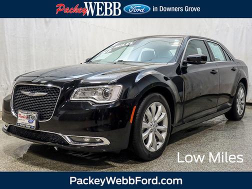 2016 Chrysler 300 Limited