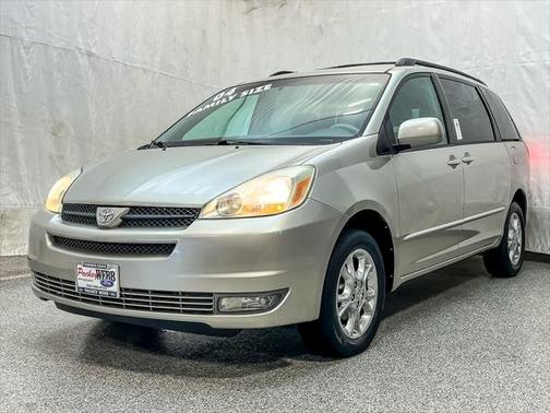 2004 Toyota Sienna XLE