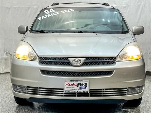 2004 Toyota Sienna XLE