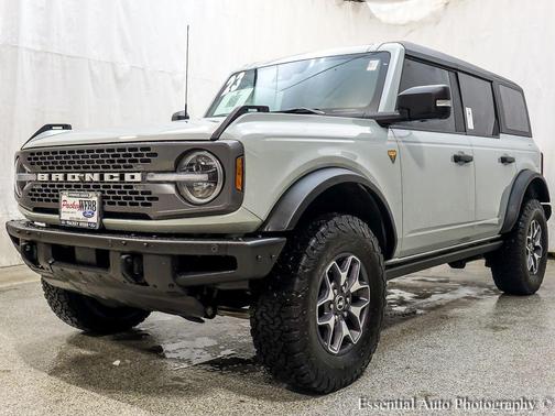 2023 Ford Bronco Badlands