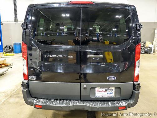 2017 Ford Transit-150 XL