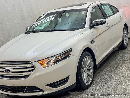 2017 Ford Taurus Limited