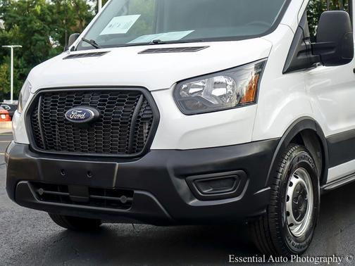 2022 Ford Transit-250 Base