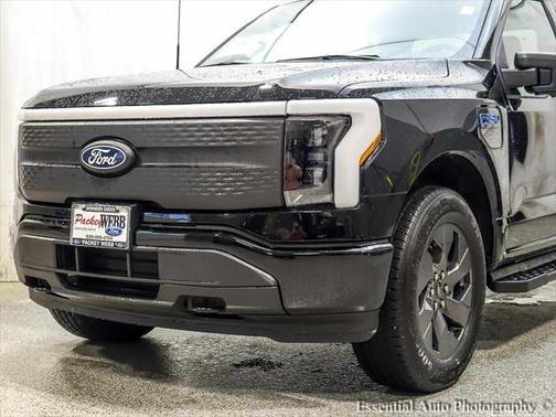 2024 Ford F-150 Lightning XLT