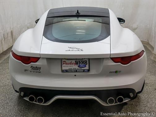 2016 Jaguar F-TYPE R