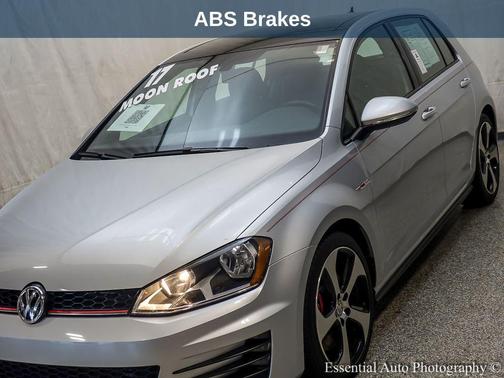 2017 Volkswagen Golf GTI 2.0T SE 4-Door