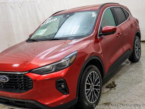 2025 Ford Escape PHEV SE