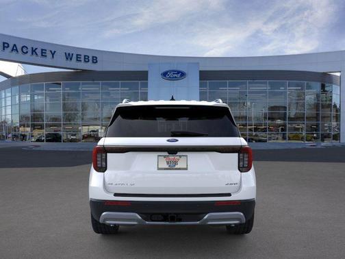 2025 Ford Explorer Platinum