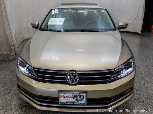 2016 Volkswagen Jetta 1.8T SEL