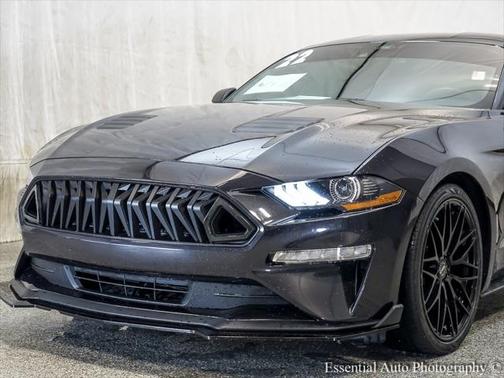 2022 Ford Mustang EcoBoost