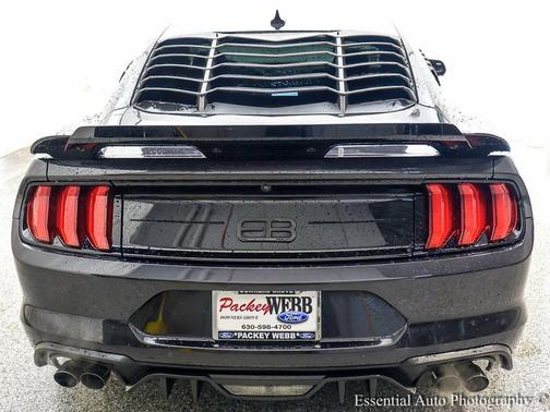 2022 Ford Mustang EcoBoost