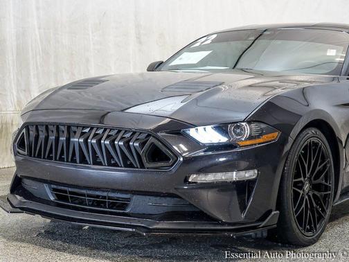 2022 Ford Mustang EcoBoost
